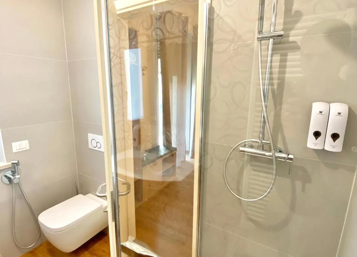 Domus 44 Rooms Verona Italien