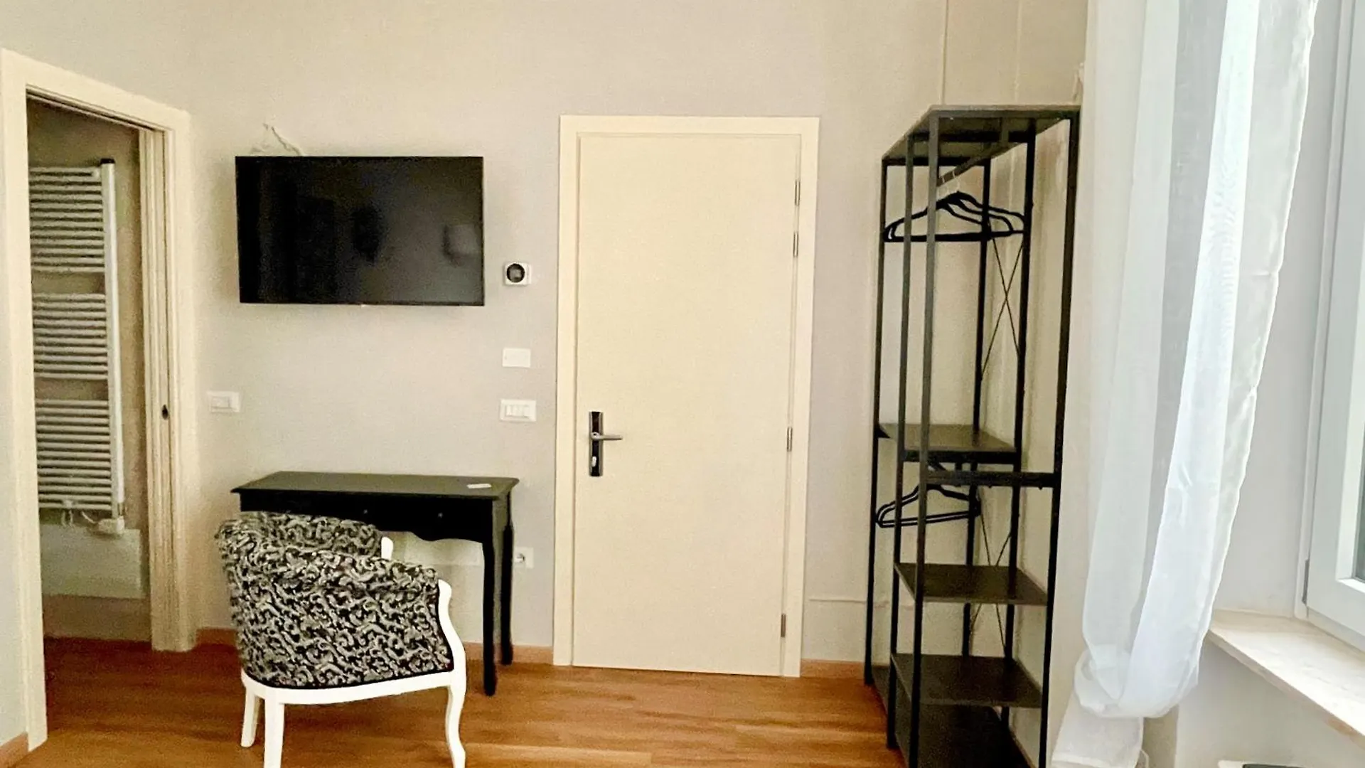 Domus 44 Rooms Verona Italien