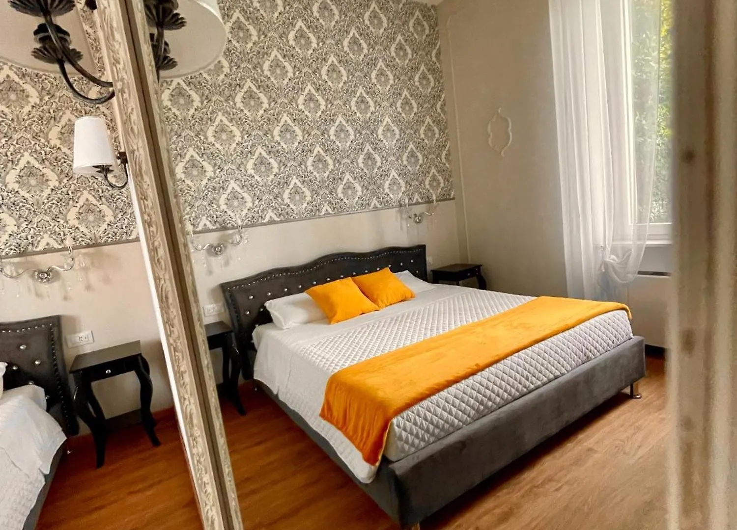 Guest house Domus 44 Rooms Verona Italy